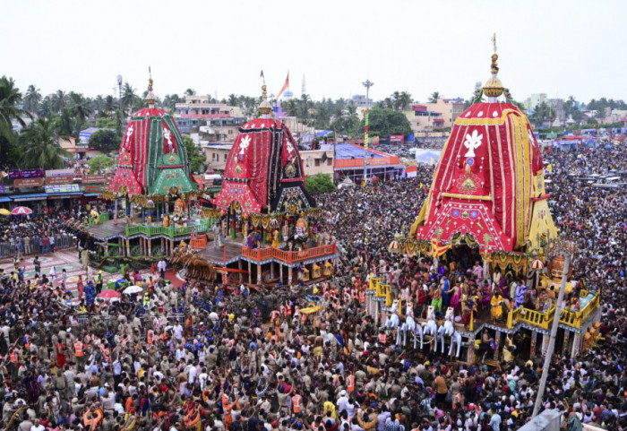 Stampedo na Hindu festivalu u Indiji: Stradalo troje, više od 10 ljudi povređeno