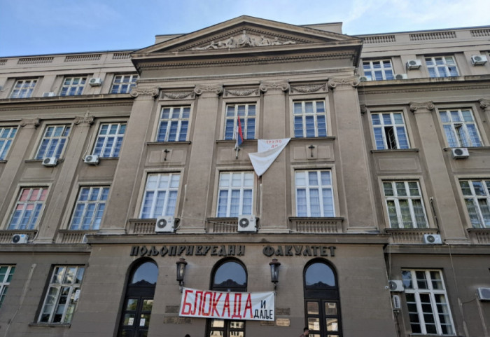 (VIDEO) Studenti blokirali četiri raskrsnice u Zemunu zbog hapšenja kolega sa Poljoprivrednog fakulteta