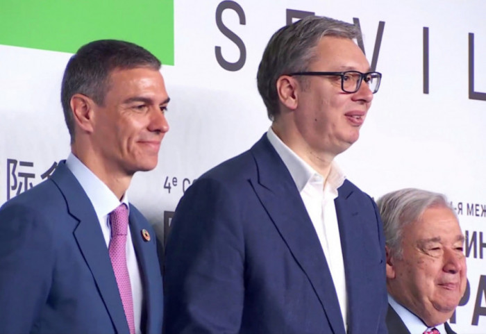 Vučić u Seviji o blokadama: Država je uradila svoj posao i nastaviće da ga radi, obezbediće red i poredak