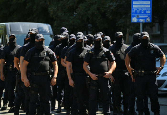 Hoće li srpski policajci imati brade i tetovaže: "Njihov izgled direktno utiče na doživljaj autoriteta i poverenja"