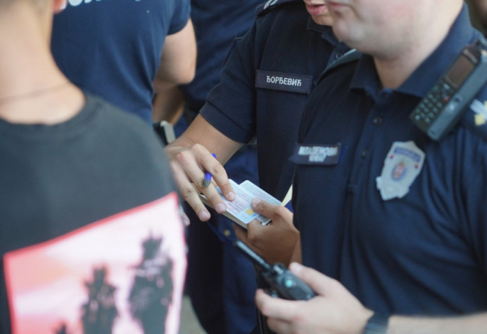 Maturant Muzičke škole pušten na slobodu, nakon privođenja na blokadi u Zemunu