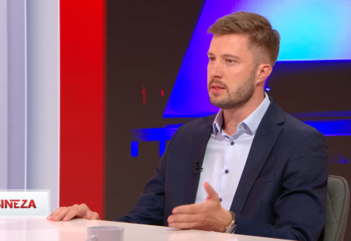 (VIDEO) Docent FPN u Sintezi: Tramp daje "vetar u leđa" evropskoj radikalnoj desnici, podrivajući jedinstvo EU