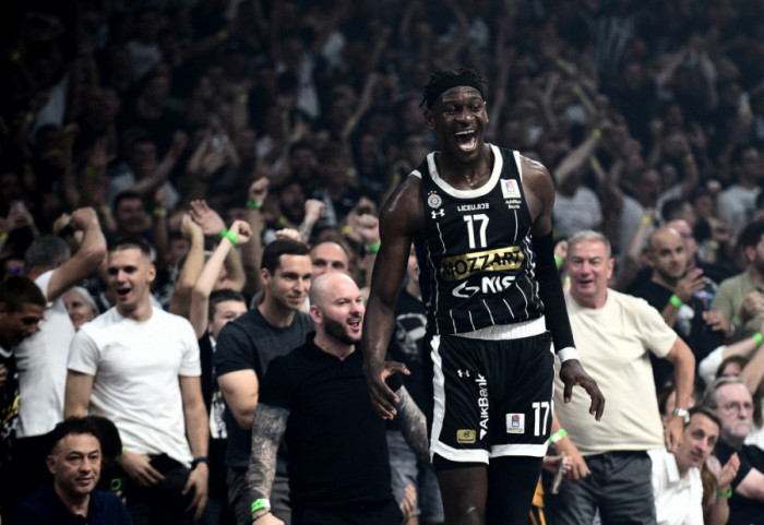 Završena saga o transferu: Ajzak Bonga ipak ostaje u Partizanu