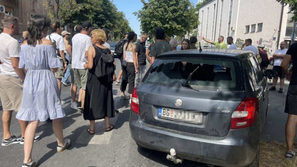 Saslušani i pušteni studenti koji su privedeni zbog incidenta na blokadi u Zemunu