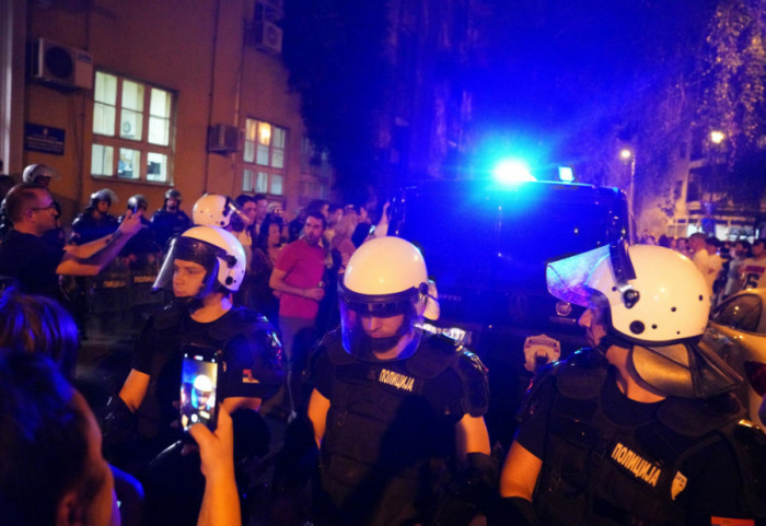 VJT formiralo predmet povodom pretnji smrću policiji na društvenim mrežama