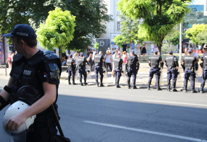 MUP: Sve blokade uklonjene, izvršena provera identiteta 800 osoba