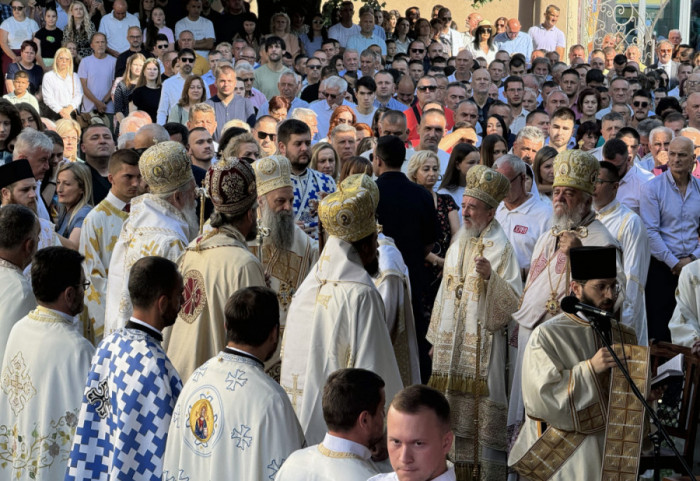 (FOTO)Obeležavanje 150. godišnjice Nevesinjske puške, Patrijarh Porfirije služi liturgiju u Hramu Vaznesenja Gospodnjeg