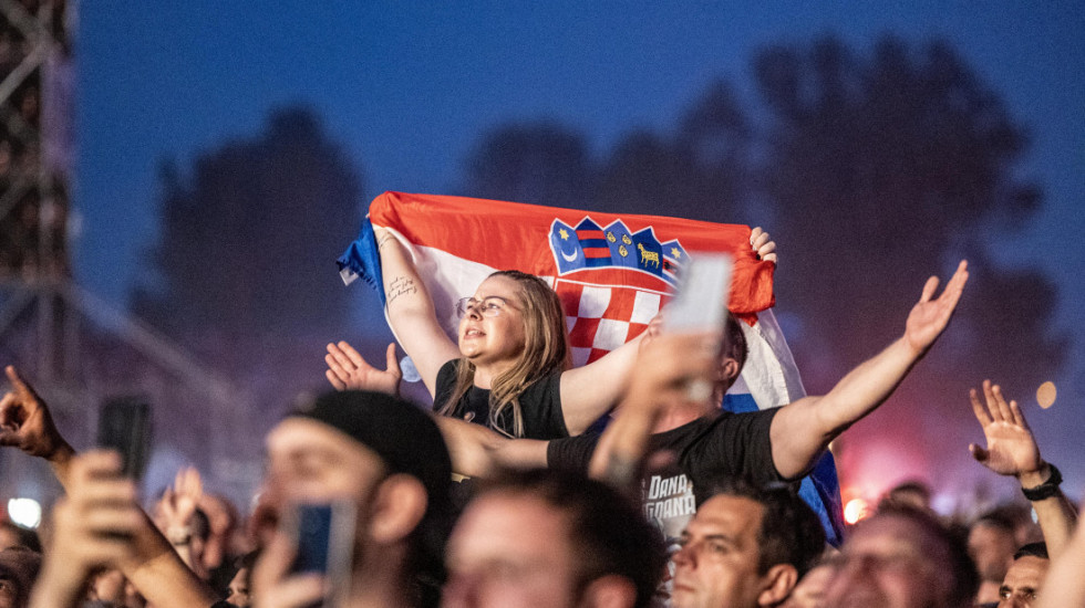 Evropska komisija o koncertu Tompsona: Osuđujemo svaki izraz fašizma, članice EU da kazne govor mržnje
