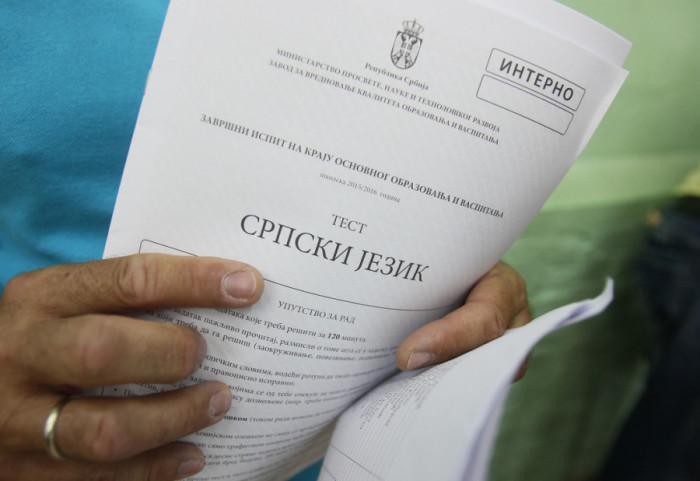 Probni završni ispit za osmake: Mali maturanti polažu test iz maternjeg jezika i predmeta po izboru