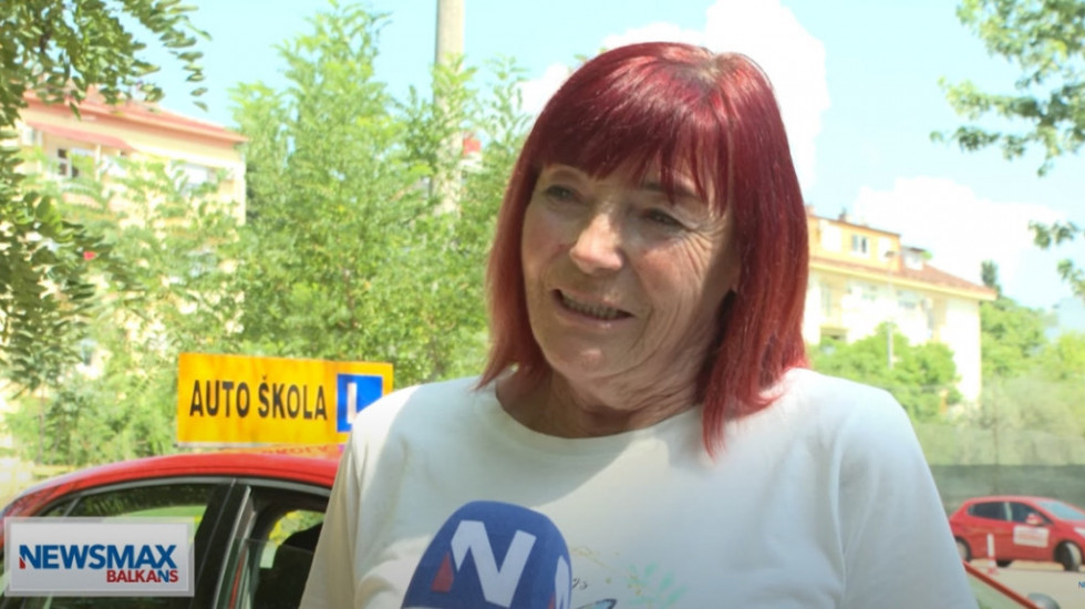 Ljiljana je instruktorka vožnje u Podgorici već 25 godina: Voli svoj posao i ne bi u penziju