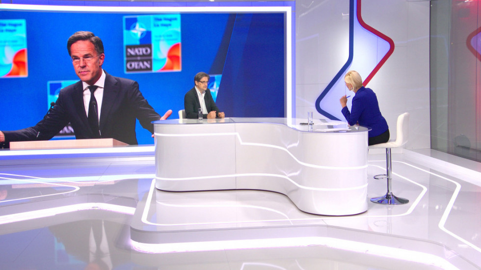 (VIDEO) Analitičari o mogućem Trećem svetskom ratu: "NATO podilazi Trampu izjavama protiv Putina, nema razloga za strah"