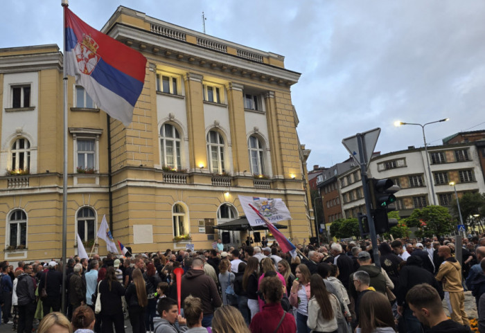 Protest u Užicu zbog sedmorice uhapšenih kojima je određen pritvor do 30 dana