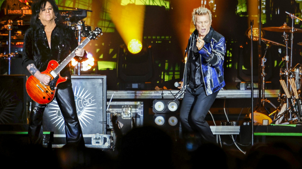 (FOTO) Billy Idol posle 11 godina u Beogradu, pokazao da njegova muzika ne zna za granice ni generacije