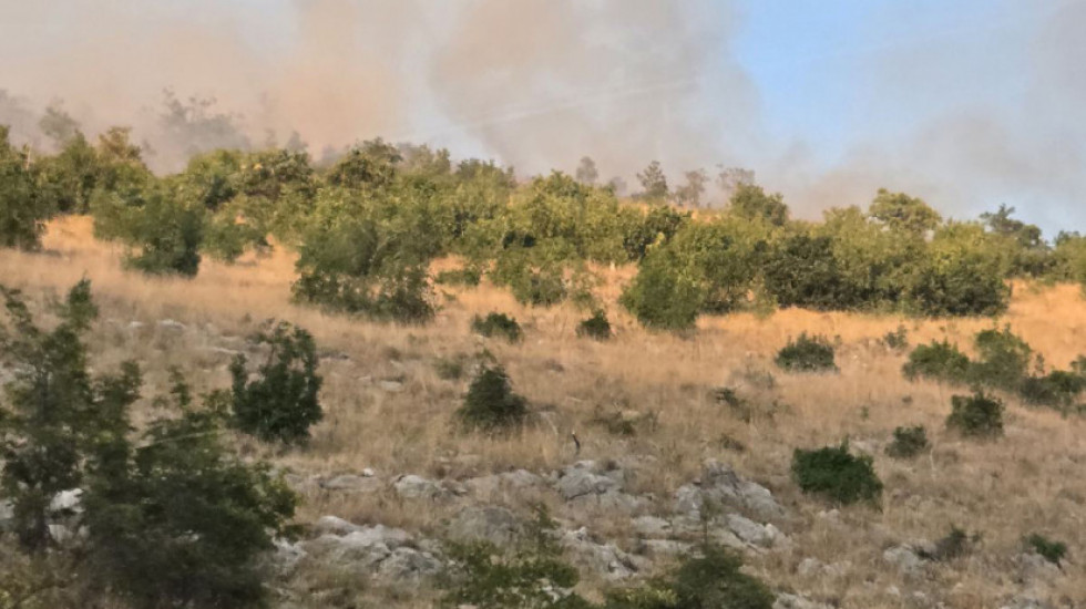 Situacija na požarištu kod Trebinja stabilna