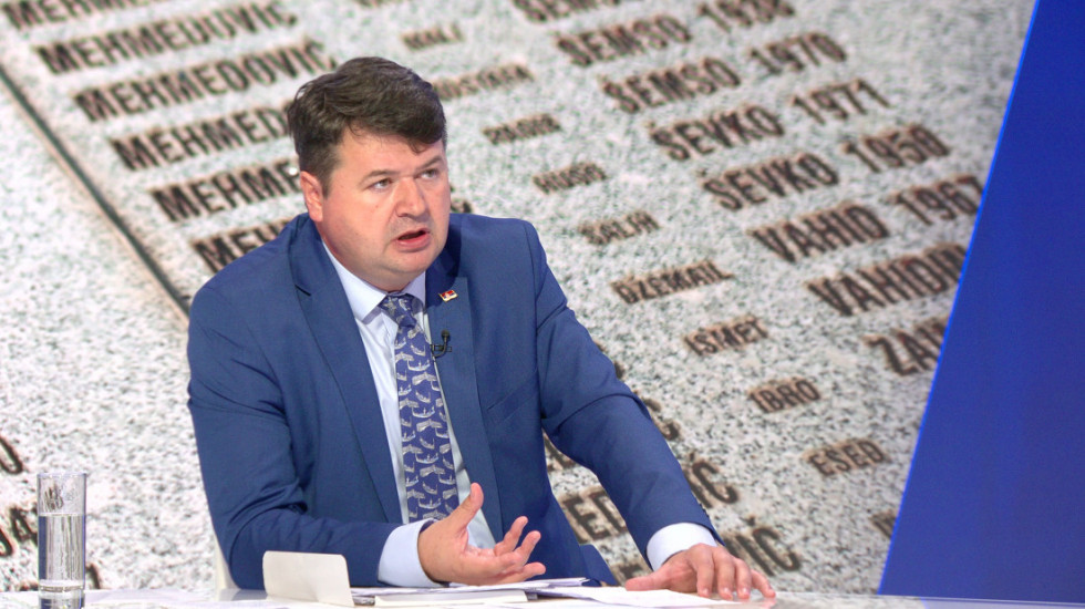 (VIDEO) Profesor Petrov o Rezoluciji o Srebrenici: Reč je o dokumentu kulture sećanja i nema karakter pravnog akta