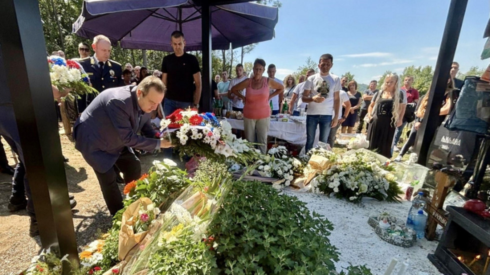 Održan pomen policajcu Nikoli Krsmanoviću, poginulom prilikom kontrole vozila kod Loznice