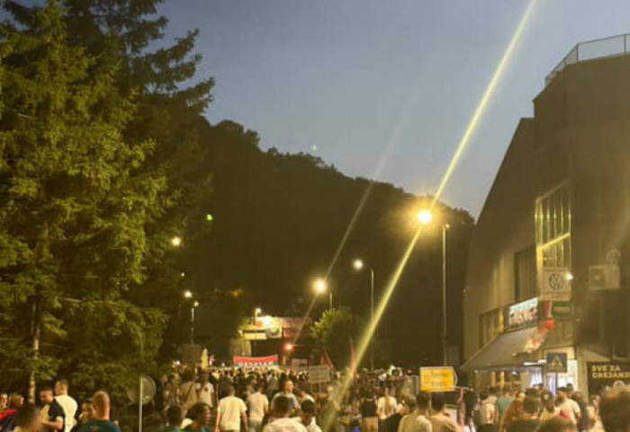 Protesti u više gradova: Studenti VIŠER blokirali Ulicu vojvode Stepe, skup u Užicu zbog puštanja sedmoro uhapšenih