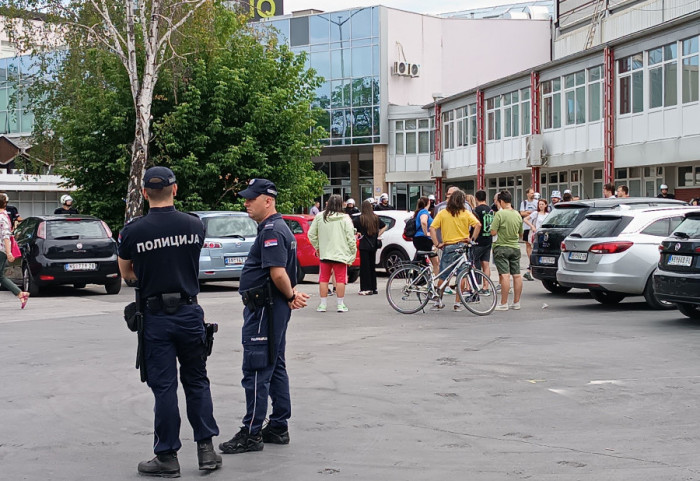 MUP: Sve blokade u državi uklonjene i saobraćaj neometano funkcioniše, podnete četiri prekršajne prijave