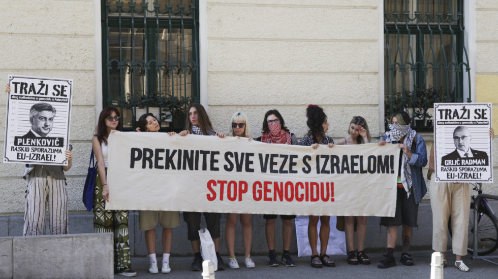(FOTO) Protest u Zagrebu: "Traže se Plenković i Grlić Radman zbog učešća u genocidu"