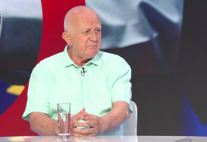 (VIDEO) Analitičar za Presek: Tramp pojačava pritisak, EU traži prostor za manevar - 1. avgust kao prelomna tačka