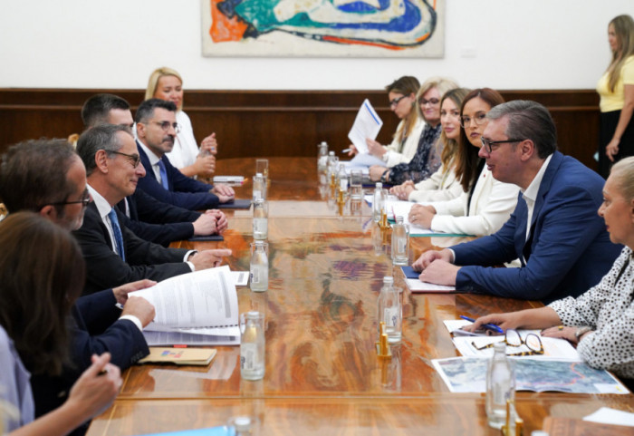 Vučić sa Patroneom razgovarao o rastućem obimu aktivnosti i investicija EBRD u Srbiji