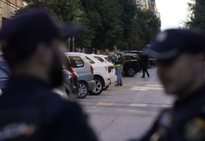 Incident u Novom Mestu gde je nasmrt pretučen ugostitelj: Muškarac urinirao ispred lokala gde građani pale sveće