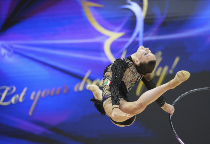 (VIDEO) Italijanska gimnastičarka koreografijom uz pesmu "Lela Vranjanka" osvojila medalju na Svetskom kupu