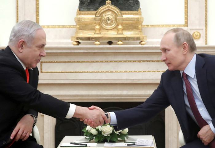 Razgovarali Putin i Netanjahu: "Rusija spremna da pomogne u pregovorima s Iranom"