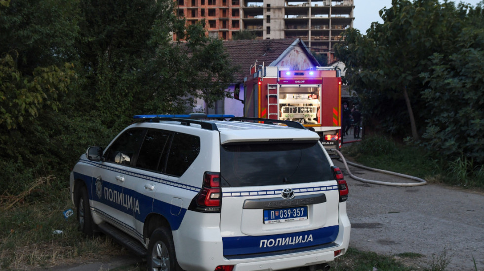 Požar u zgradi u Lazarevcu, jedna osoba prevezena u bolnicu