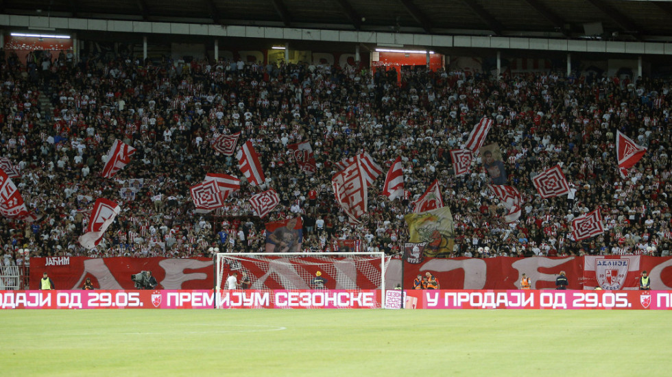 MUP: U neredima pre početka utakmice Zvezda–Linkoln povređeno nekoliko policajaca