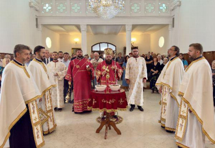 Episkop Heruvim u Vukovaru služio liturgiju i parastos postradalima u "Oluji"