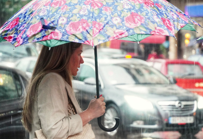 Oblačno i hladno sa kišom, na planinama sneg: Temperatura do 13 stepeni