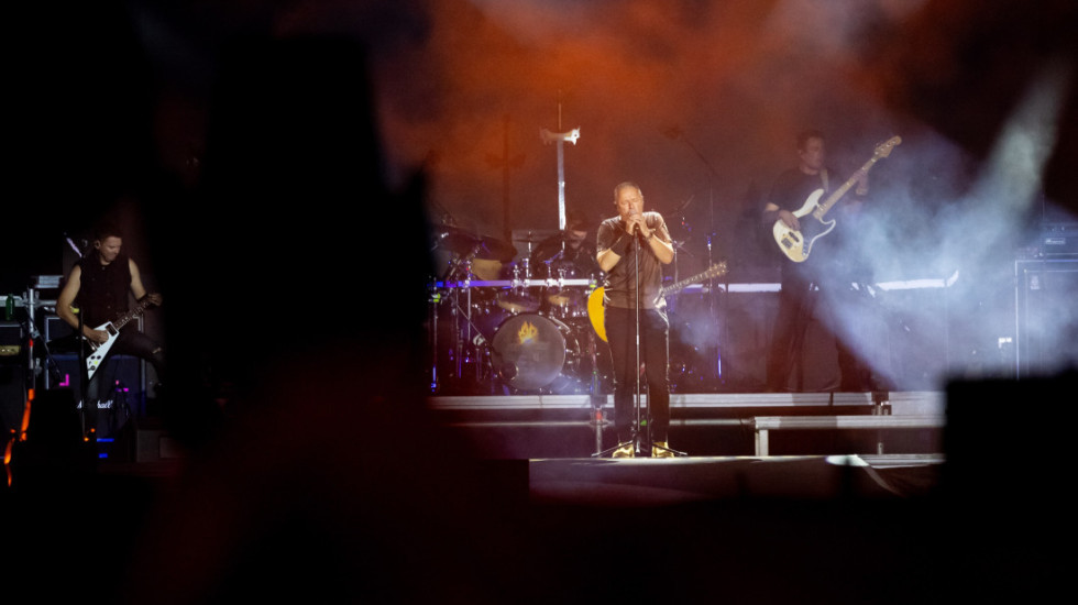 Tompson uzvikivao ustaški pozdrav: Zabranjen mu drugi koncert u Zagrebu, on pozvao na smenu gradonačelnika