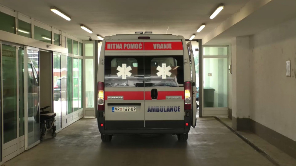 Stafilokok moguć uzrok trovanja na seoskoj proslavi kod Vranja: Bakterija pronađena na posuđu u kom je služena hrana