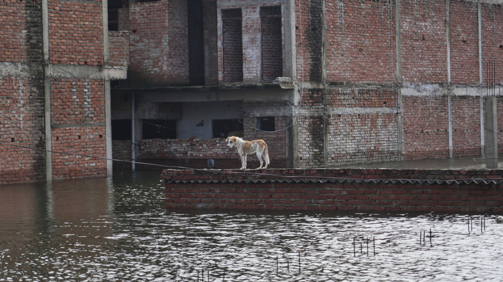 Poplave u Severnoj Makedoniji zbog obilnih padavina: Porast nivoa vode na rekama, u toku hitne intervencije