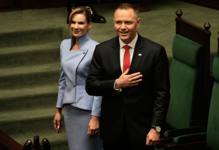 (FOTO) Predsednik Poljske položio zakletvu u parlamentu: Karol Navrocki zvanično stupio na dužnost