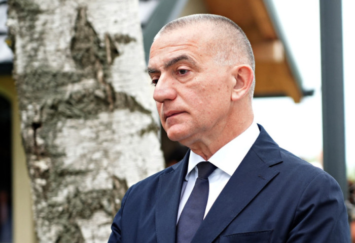 Ministar pravde okupljanje ispred Trećeg OJT ocenio kao pritisak na organe gonjenja