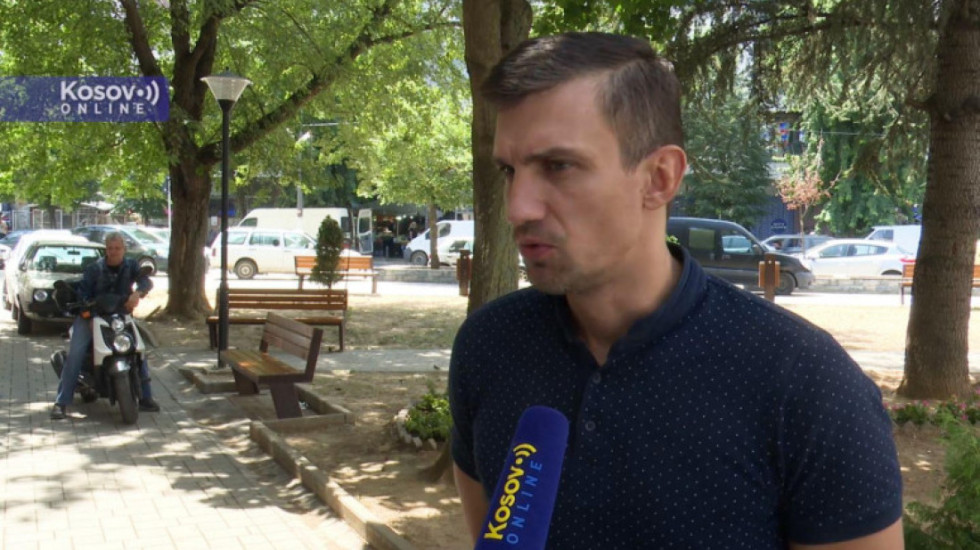 (VIDEO) Srbin iseljen iz stana u Severnoj Mitrovici: Zahvaljujem Srpskoj listi i državi jer su nam obezbedili smeštaj