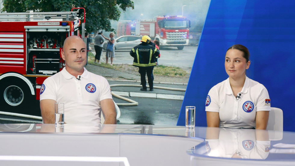 (VIDEO) Srpski spasioci o iskustvima sa požarišta: "Teško je gledati nemoć ljudi dok im u plamenu nestaje sve što imaju"
