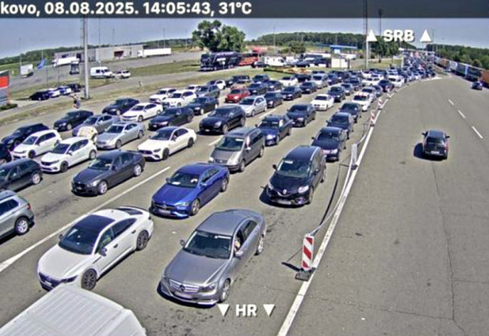 Putnička vozila na Batrovcima i dalje čekaju do 180 minuta, na ostalim graničnim prelazima zadržavanje do 30 minuta