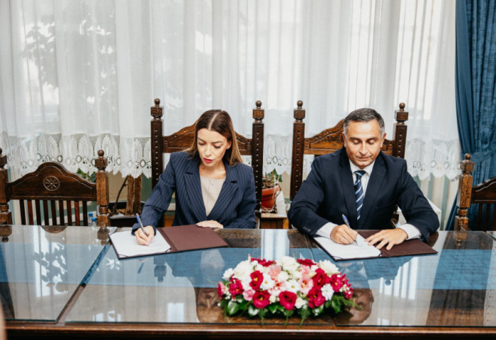 (FOTO) Potpisan ugovor o izgradnji magistralnog vodovoda Subotica–Tavankut: Rok za izvođenje radova sedam do osam meseci