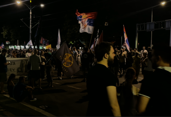 Protest na Zvezdari, blokirana  raskrsnica na uglu Batutove ulice i Bulevara kralja Aleksandra