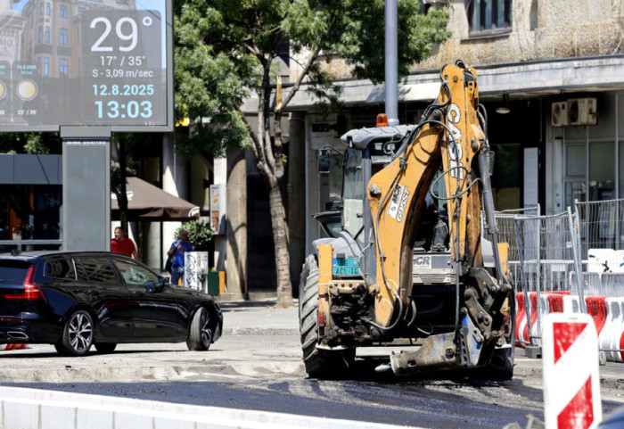 Počinju radovi u Cetinjskoj ulici, ukida se deo parking mesta: Cilj proširenje još jedne saobraćajne trake