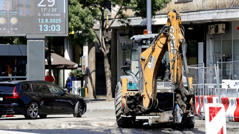 Počinju radovi u Cetinjskoj ulici, ukida se deo parking mesta: Cilj proširenje još jedne saobraćajne trake