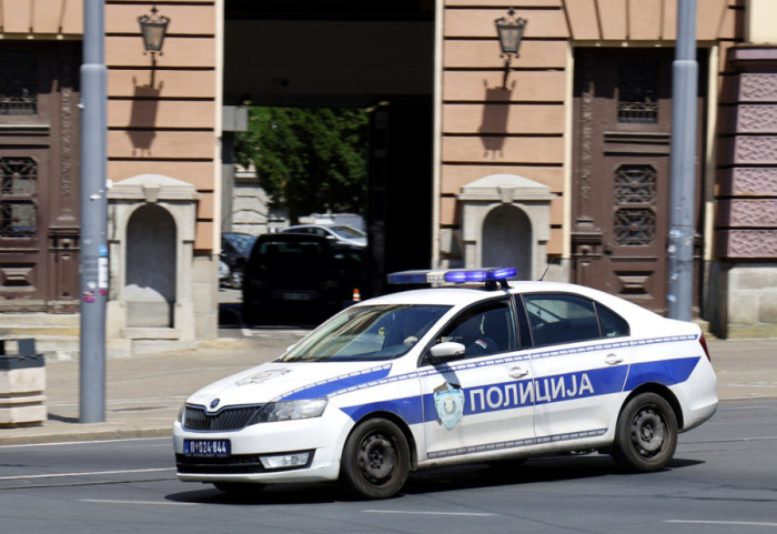 Muškarac pucao na decu iz stana u Sarajevskoj, tužilaštvo predložilo psihijatrijsko lečenje