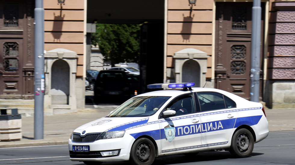 Muškarac pucao na decu iz stana u Sarajevskoj, tužilaštvo predložilo psihijatrijsko lečenje