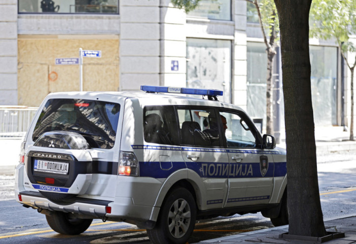 Određen pritvor osumnjičenom da je mačetom pokušao da ubije policajca