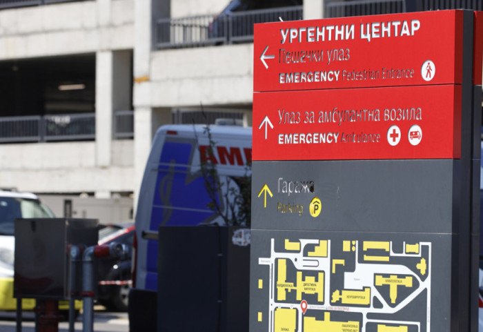 Hitna pomoć: Šest osoba povređeno u tri udesa, 10 zbrinuto nakon protesta