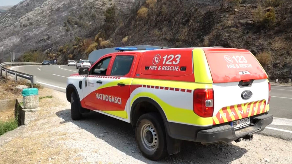 Crna Gora sedmi dan se bori sa požarima: Najugroženiji Piperi i Kučka korita