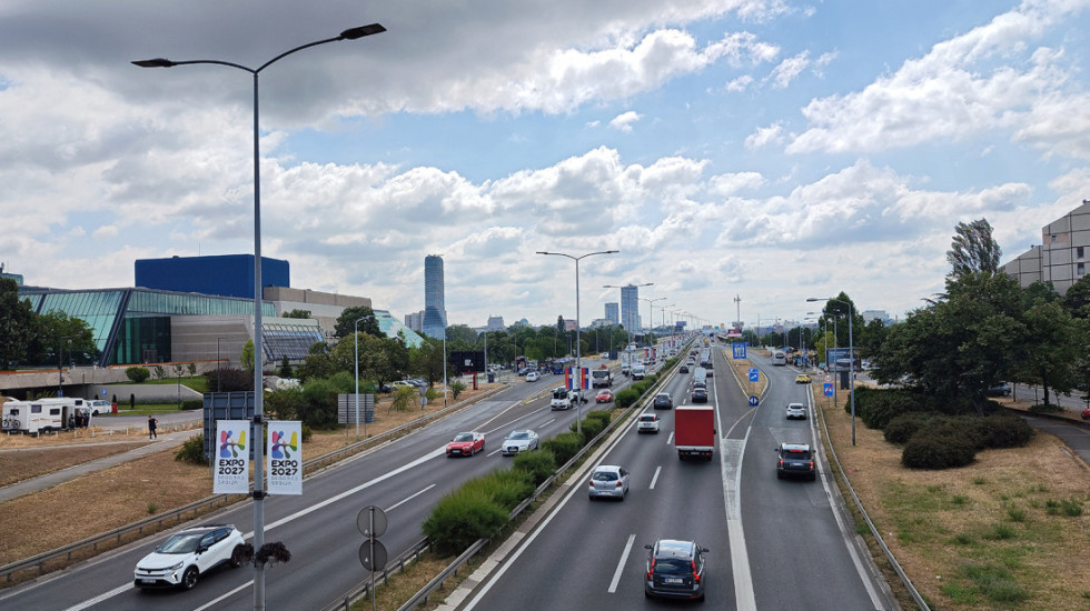 AMSS: I dalje višesatna zadržavanja na graničnom prelazu Batrovci